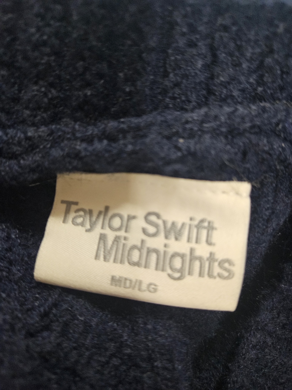 Taylor SWIFT CARDIGAN BUNDLE - Picture 2 of 8